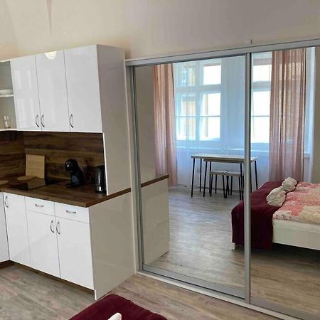 Studio In Gothic House, 50M To The Old Town Square Praga Exterior foto